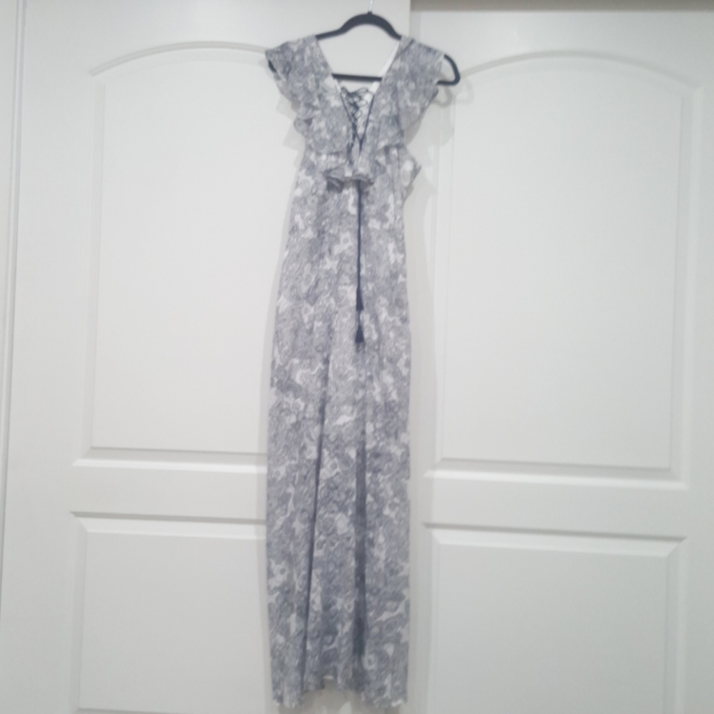 Women dress